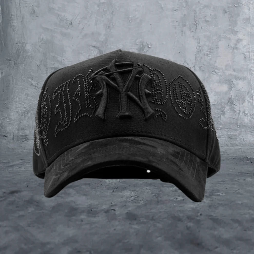 CRYSTAL BLACK